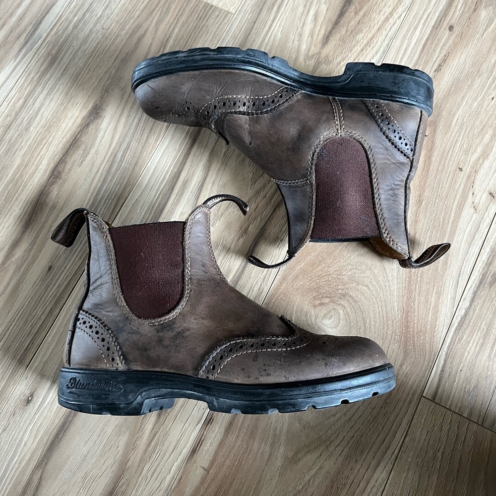 Blundstone 1471 Chelsea Boot in Rustic Brown